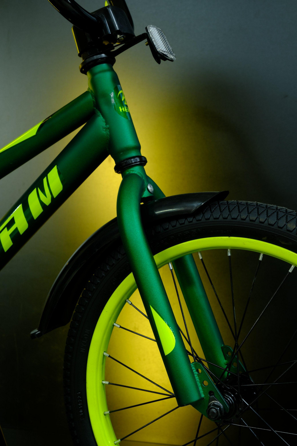 Heam Storm 20 Матовый Зелёно/Желтый