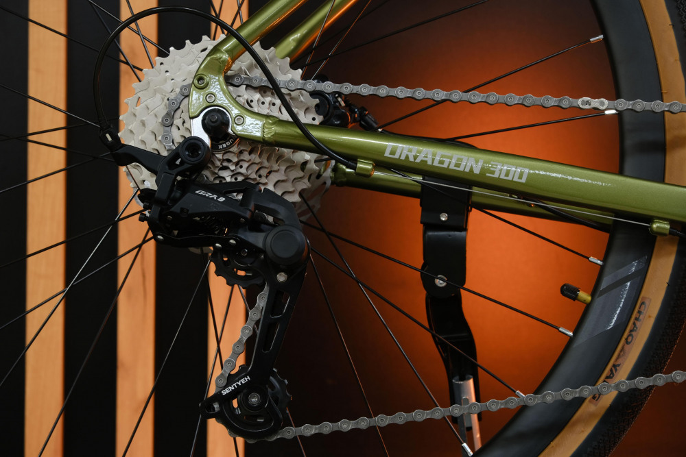 LORAK Gravel 300 Зелёный рама 480mm